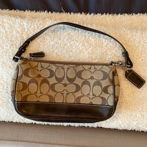 Coach brown shoulder bag